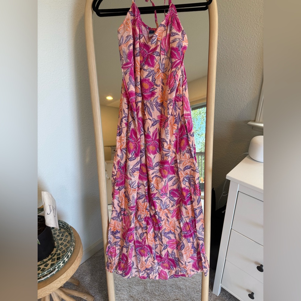 Old Navy Floral Dress in Pink and Peach